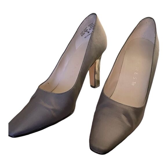 Vintage Nine West Pewter Metallic Heels Size 7 - Picture 3 of 10